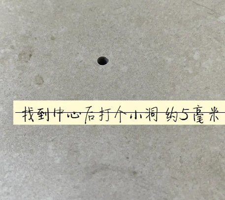 泉港瓷砖空鼓维修公司专业解答在瓷砖铺贴过程中，如果砂料搅拌不均匀，将会带来以下问题